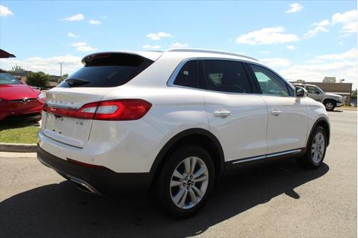 2017 Lincoln MKX Select