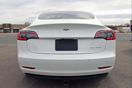2019 Tesla Model 3 Performance