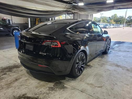 2021 Tesla Model Y Performance