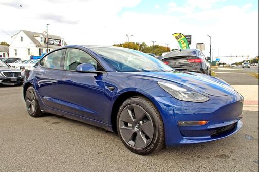 2023 Tesla Model 3 Standard Range