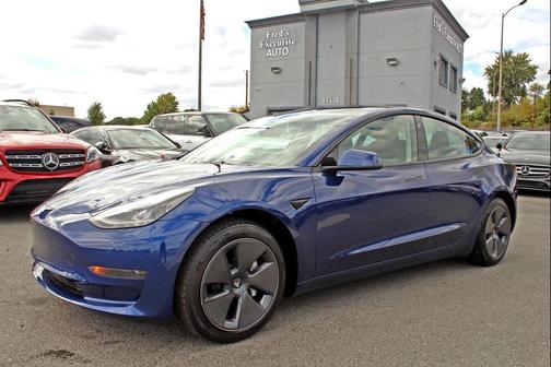2023 Tesla Model 3 Standard Range