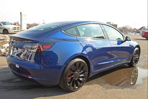 2023 Tesla Model 3 Performance