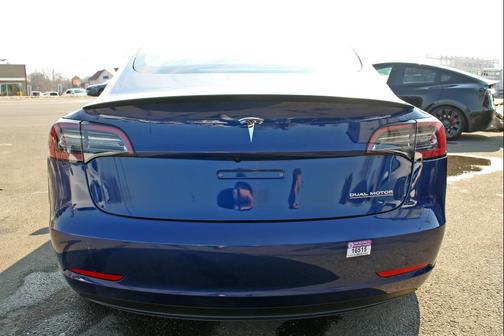 2023 Tesla Model 3 Performance
