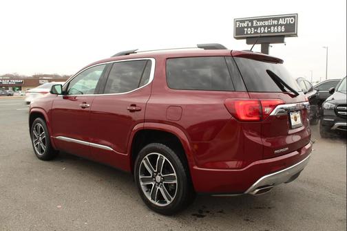 2017 GMC Acadia Denali