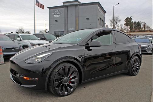 2023 Tesla Model Y Performance