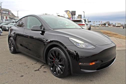 2023 Tesla Model Y Performance