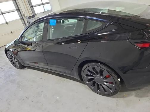 2023 Tesla Model 3 Performance