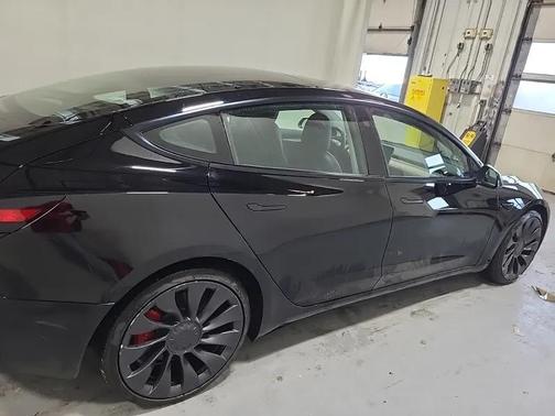 2023 Tesla Model 3 Performance
