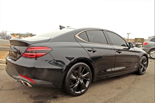 2023 Genesis G70 2.0T Standard RWD