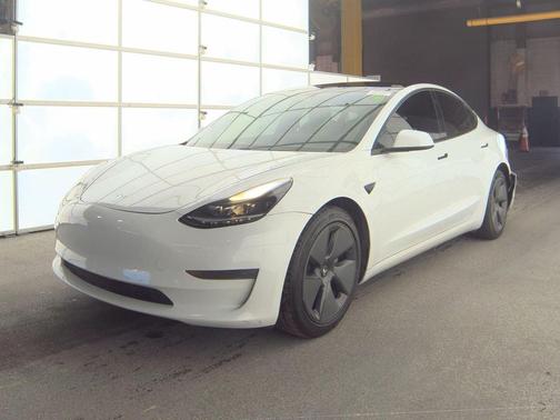 2021 Tesla Model 3 Standard Range Plus