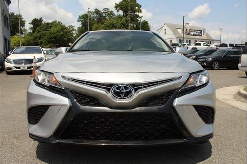 2019 Toyota Camry SE