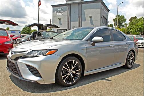 2019 Toyota Camry SE