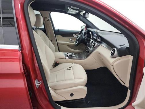 2018 Mercedes-Benz GLC 300 4MATIC