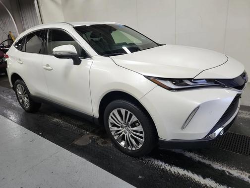 2022 Toyota Venza XLE