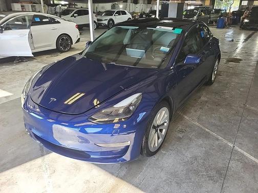 2021 Tesla Model 3 Standard Range Plus