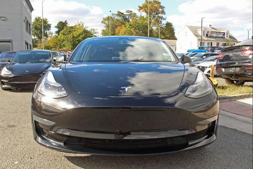 2022 Tesla Model 3 Standard Range