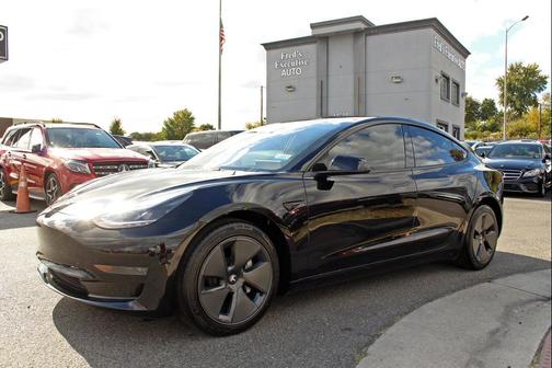 2022 Tesla Model 3 Standard Range