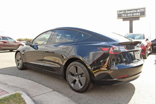 2022 Tesla Model 3 Standard Range