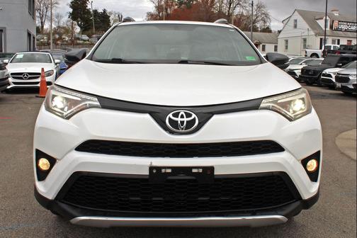 2016 Toyota RAV4 SE