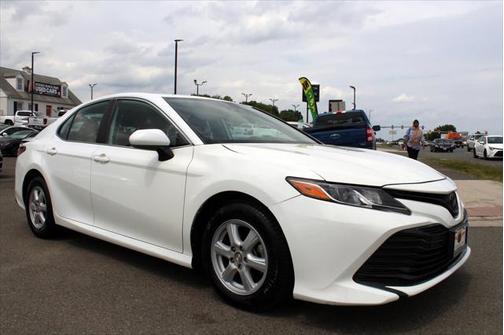 2020 Toyota Camry LE