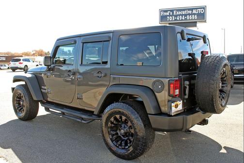 2017 Jeep Wrangler Unlimited Sport