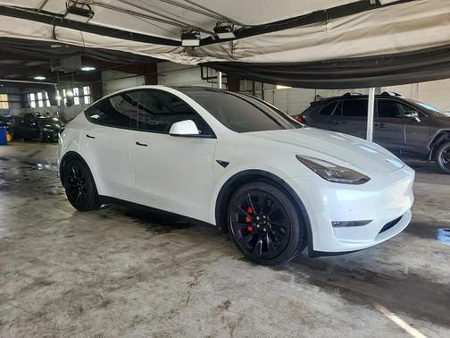 2022 Tesla Model Y Performance