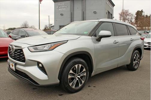 2020 Toyota Highlander XLE