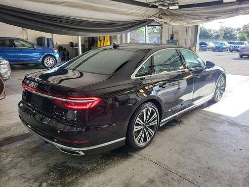 2021 Audi A8 L 60