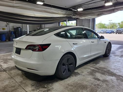 WHITE 2023 Tesla Model 3 Standard Range