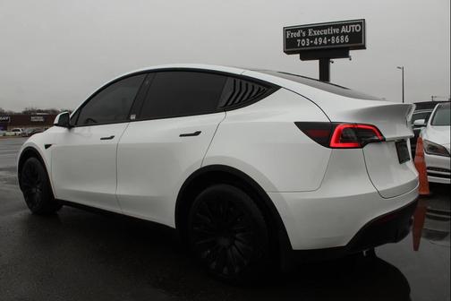 2022 Tesla Model Y Long Range