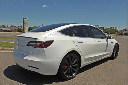 2020 Tesla Model 3 Performance