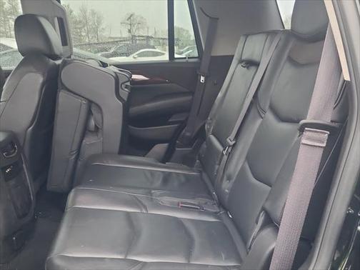 2016 Cadillac Escalade Luxury
