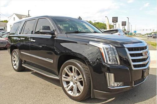 2016 Cadillac Escalade Luxury