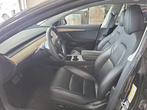 Black 2023 Tesla Model 3 Standard Range