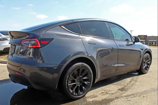 Gray 2024 Tesla Model Y Long Range