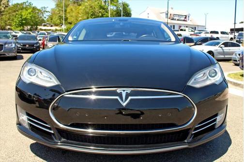 2013 Tesla Model S Performance