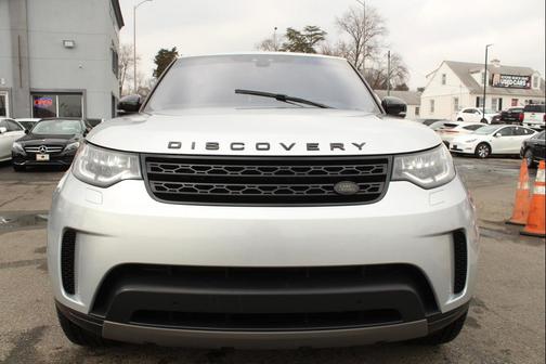 2017 Land Rover Discovery SE