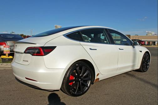 2020 Tesla Model 3 Performance
