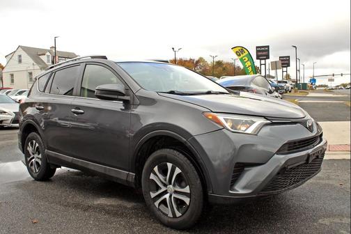 2018 Toyota RAV4 LE