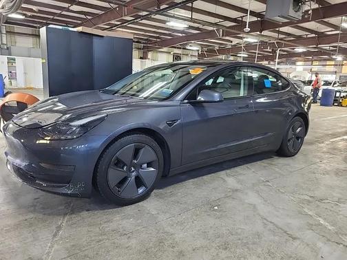 2023 Tesla Model 3 Standard Range