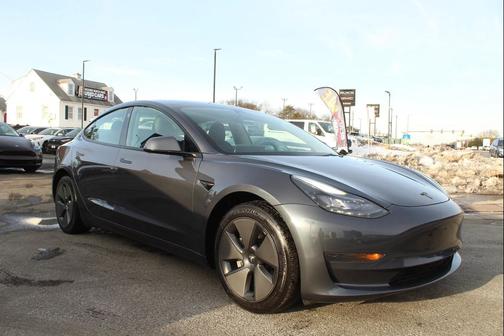 2023 Tesla Model 3 Standard Range