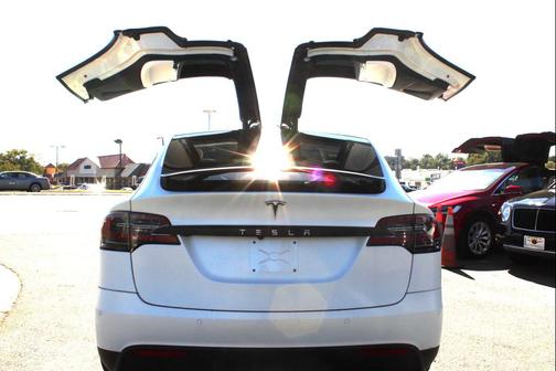 2020 Tesla Model X Long Range