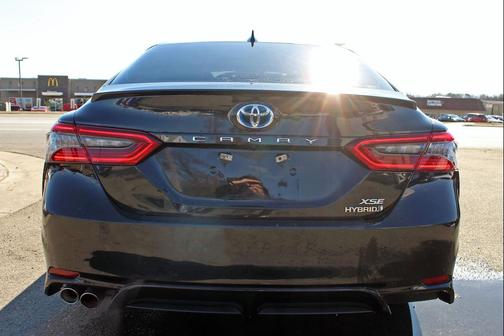 2023 Toyota Camry Hybrid SE