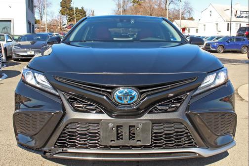 2023 Toyota Camry Hybrid SE