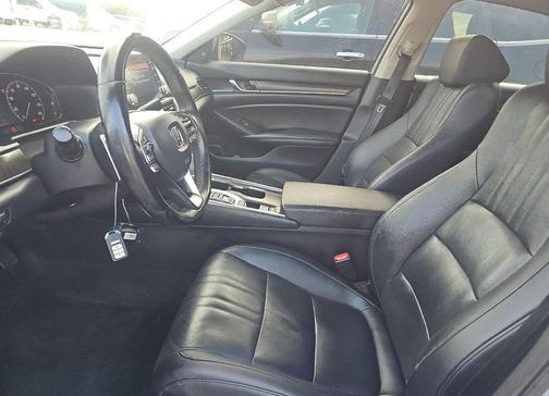 2022 Honda Accord Touring 2.0T