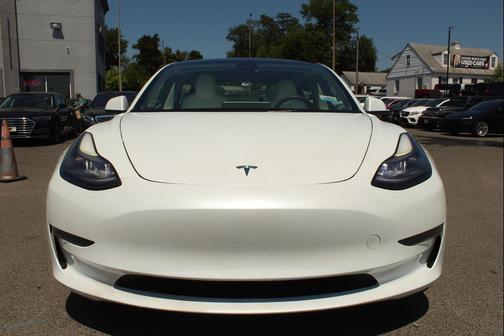WHITE 2023 Tesla Model 3 Standard Range