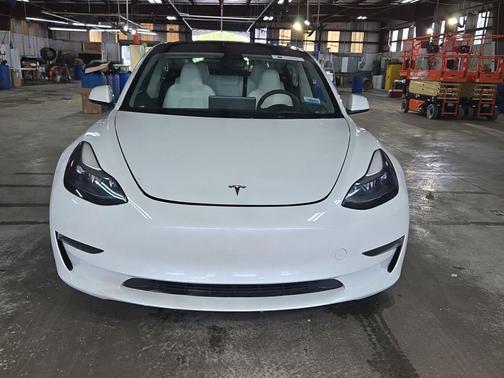 WHITE 2023 Tesla Model 3 Standard Range