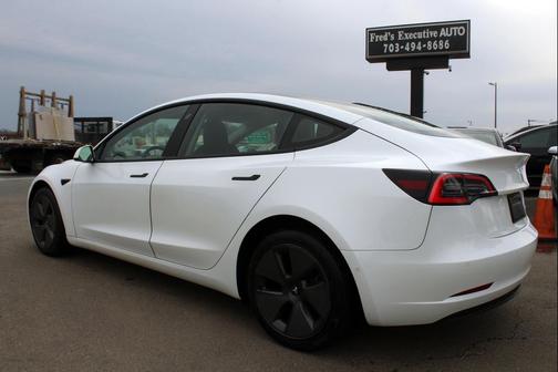 2021 Tesla Model 3 Standard Range Plus