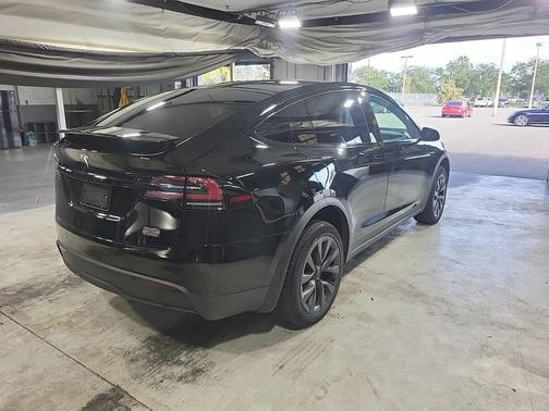 2023 Tesla Model X Plaid