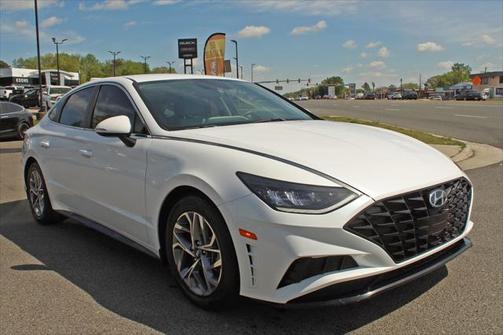 2021 Hyundai SONATA SEL